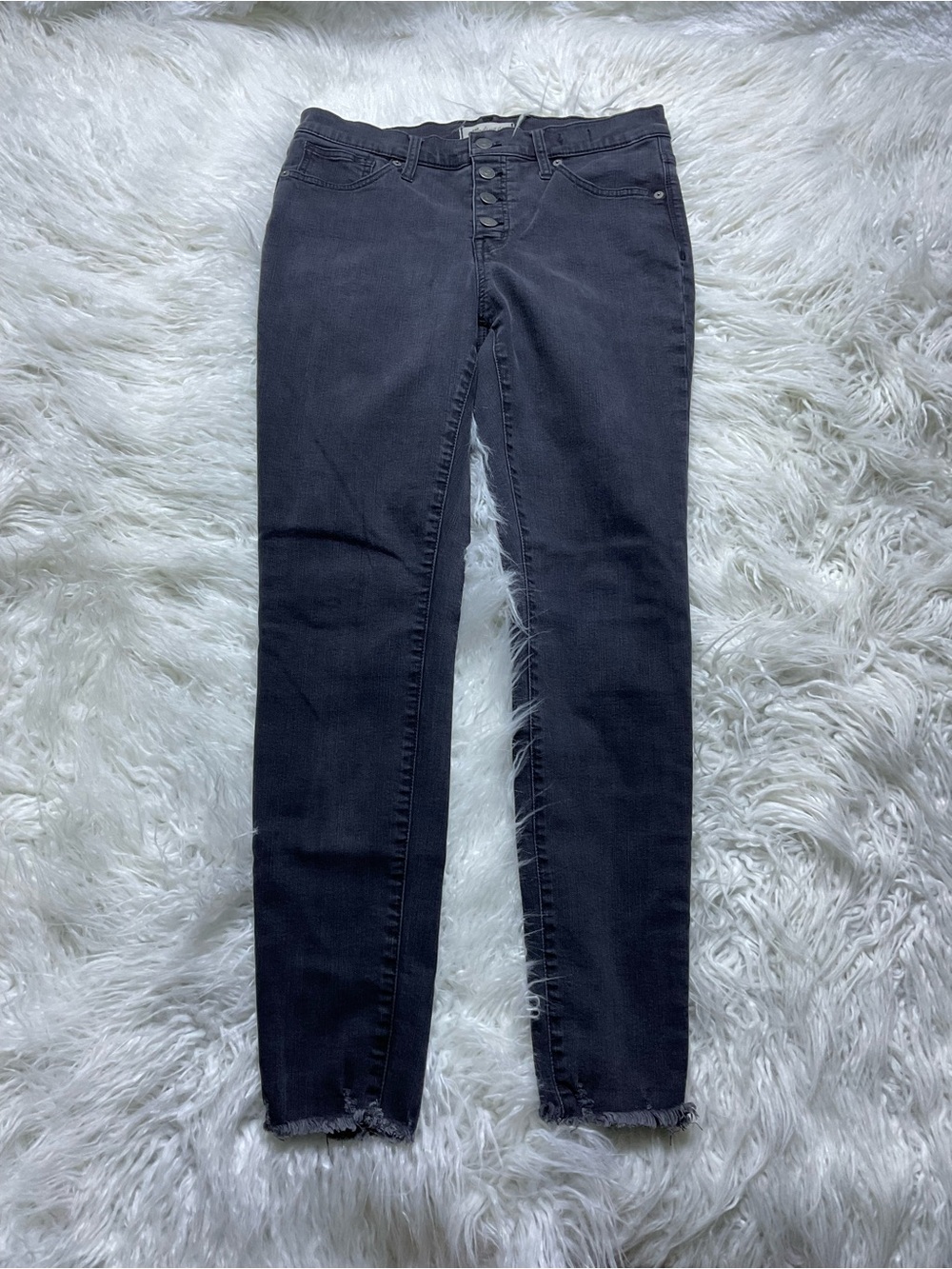 Madewell 9" Mid-Rise Skinny Jeans in Black: Button-Through Edition